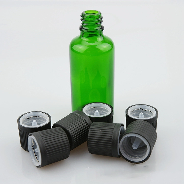 Factory Supply of New Style 18 Teeth with Inner Plug, Anti-Theft and Anti-Child Safety Double-Layer Cap Essential Oil Bottle Plastic PP Cap